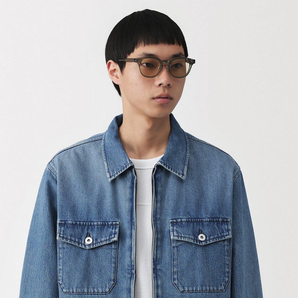 MUJI全新推出UV400波士頓框太陽眼鏡，590元。(MUJI提供，以下同)