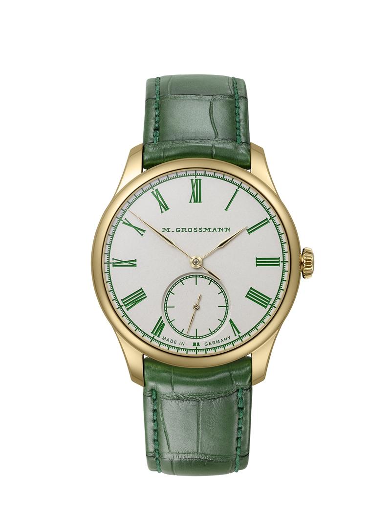 Moritz Grossmann TEFNUT Silver-Plated by Friction黃金款，搭載102.1型自製手動上鍊機芯，18K黃金錶殼，黃銅手拭鍍銀錶盤，錶徑39mm，動力儲存48小時，限量12只，1,800,000元。（Swiss Prime Brands瑞博品提供）