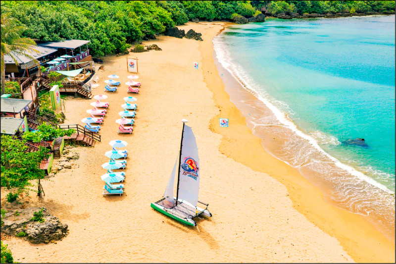 規劃了多項海灘風格體驗活動的La Plage Longchamp瓏驤海灘俱樂部，同樣自今（8）日起至6月14日於墾丁凱撒飯店登場。