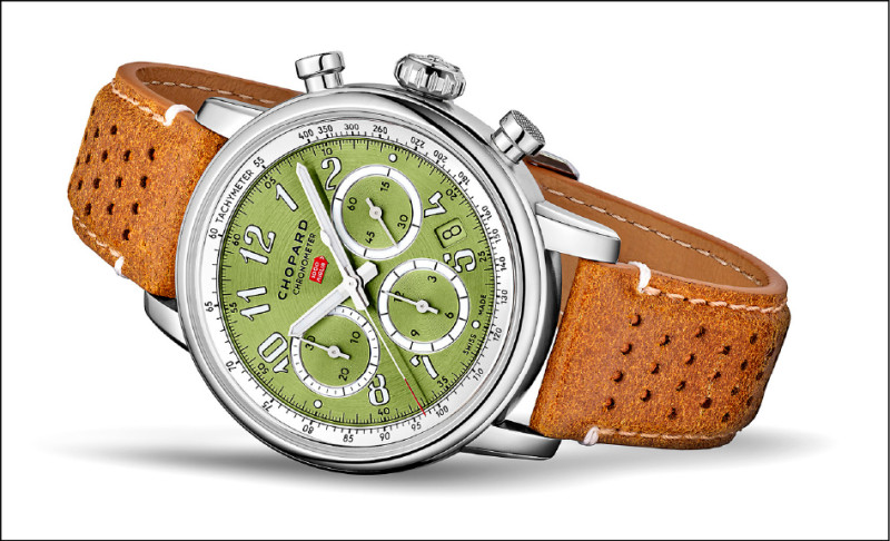 Chopard Mille Miglia「Verde Chiaro」淺綠計時腕錶，錶徑40.5mm，369,000元。
