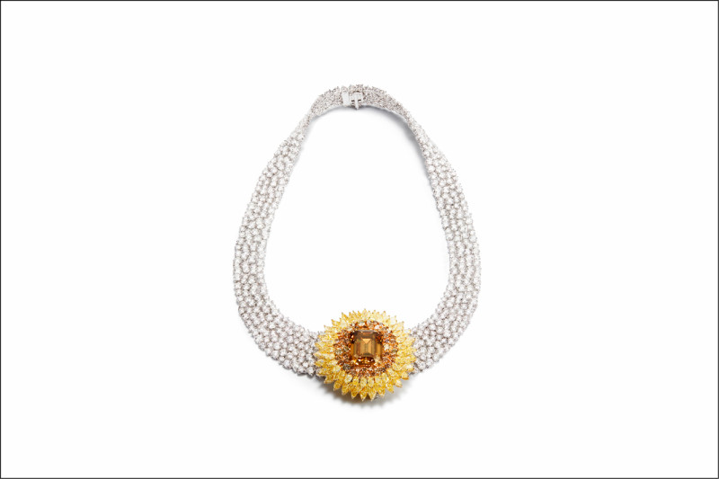 DAMIANI Arte Maestra Radiosa藝術大師光耀高級珠寶項鍊，34,620,000元。