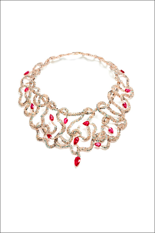 DAMIANI Arte Maestra Malìa藝術大師魅惑高級珠寶項鍊，30,760,000元。