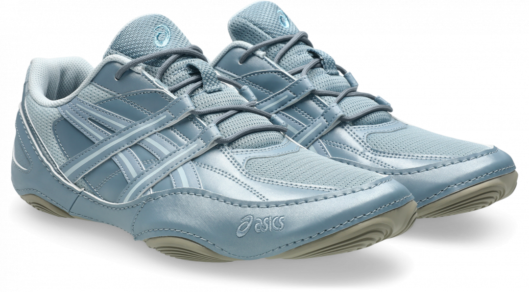 Sensory Bloom系列HYPERSYNC冰魄藍，售價NT$3,580元。