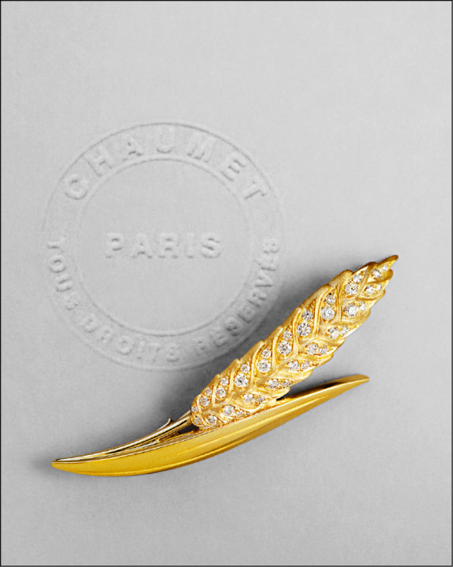 L'Épi de Blé de Chaumet 18K黃金胸針，約458,000元。