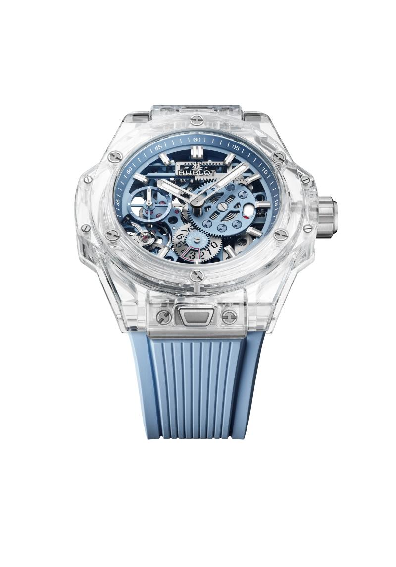 Hublot Big Bang Meca-10十日鍊天空藍寶石腕錶，搭載HUB1201手動上鍊鏤空機芯，拋光天空藍寶石水晶錶殼，時間顯示、10日動力儲存，錶徑44mm，防水深度50米，2,496,000元，全球限量100只。（Hublot提供）