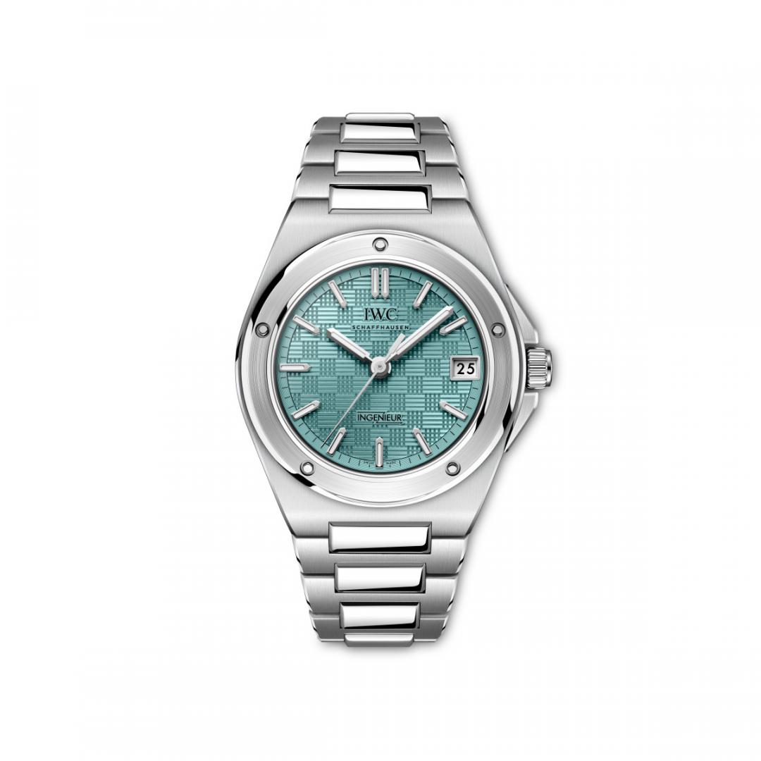 IWC工程師自動腕錶35， 347,000元。(IWC提供，以下同)