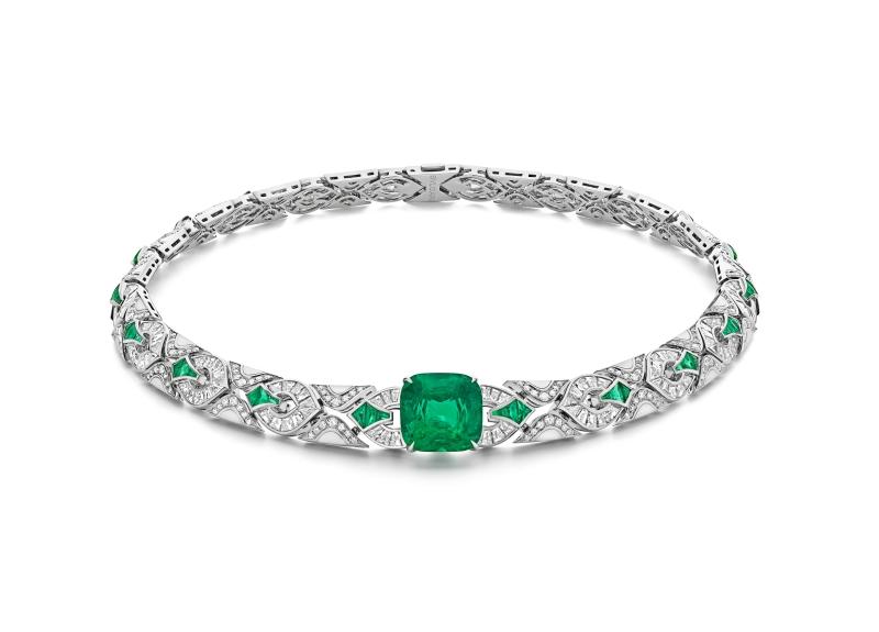 BVLGARI 頂級鉑金祖母綠與鑽石項鍊。（BVLGARI提供）