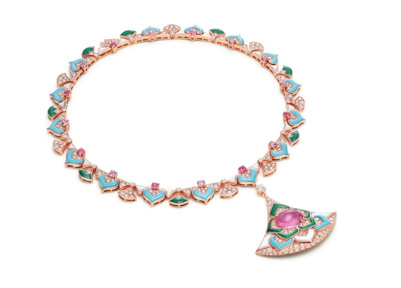 BVLGARI Divas‘ Dream系列 頂級玫瑰金彩寶與鑽石項鍊。（BVLGARI提供）