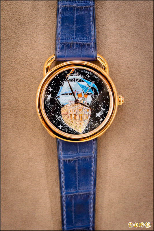 ARCEAU HERMÈS FLAGSHIP腕錶，砂金石微繪琺瑯工藝錶盤，全台限量6只，價格店洽。（記者林欣若攝）