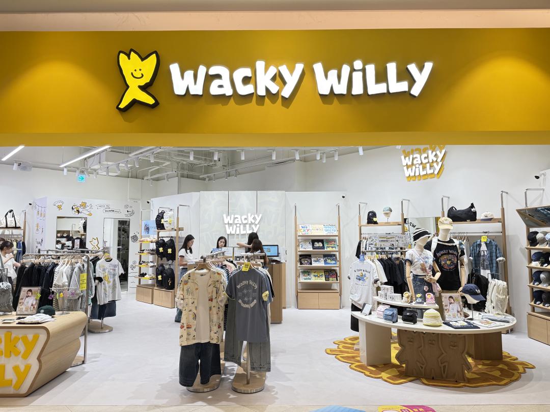 Wacky WiLLy正式進駐台中 Lalaport一樓，30坪購物空間原汁原味呈現首爾最新街頭美學。