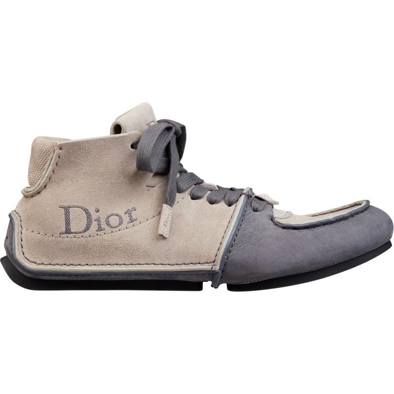 Dior Roadie Lace-Up 中高筒靴，38,000元。（Dior提供）