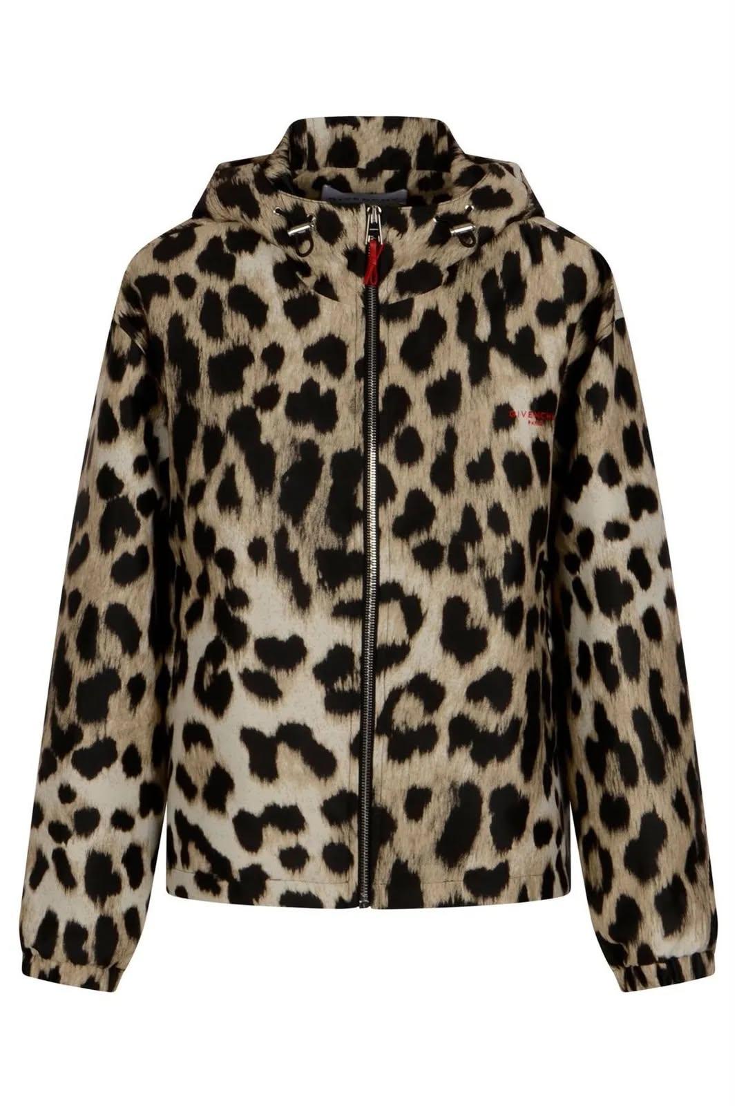 GIVENCHY連帽夾克，售價NT$126,000元。