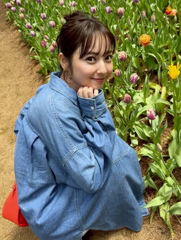 佐佐木希。