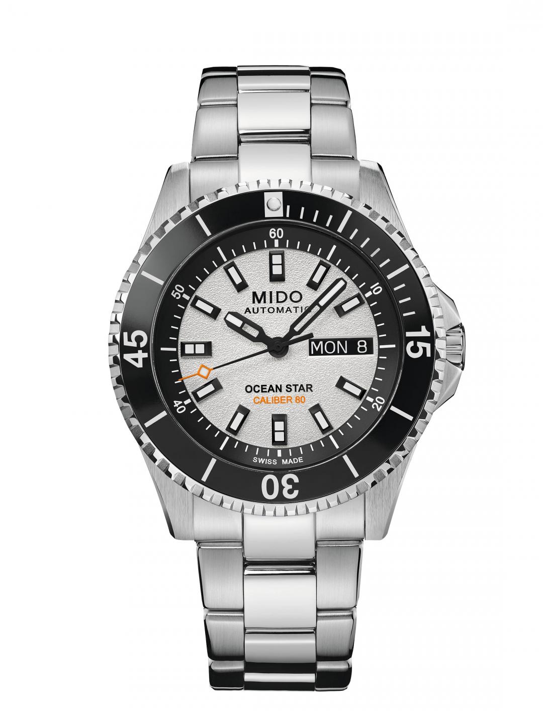 MIDO Ocean Star 200腕錶，28,900元。（MIDO提供，以下同）