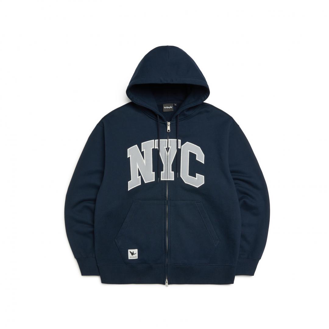 MARK GONZALES NYC連帽拉鍊外套，原價3,980元、特價2,780元（7折，台北南西店獨家）。