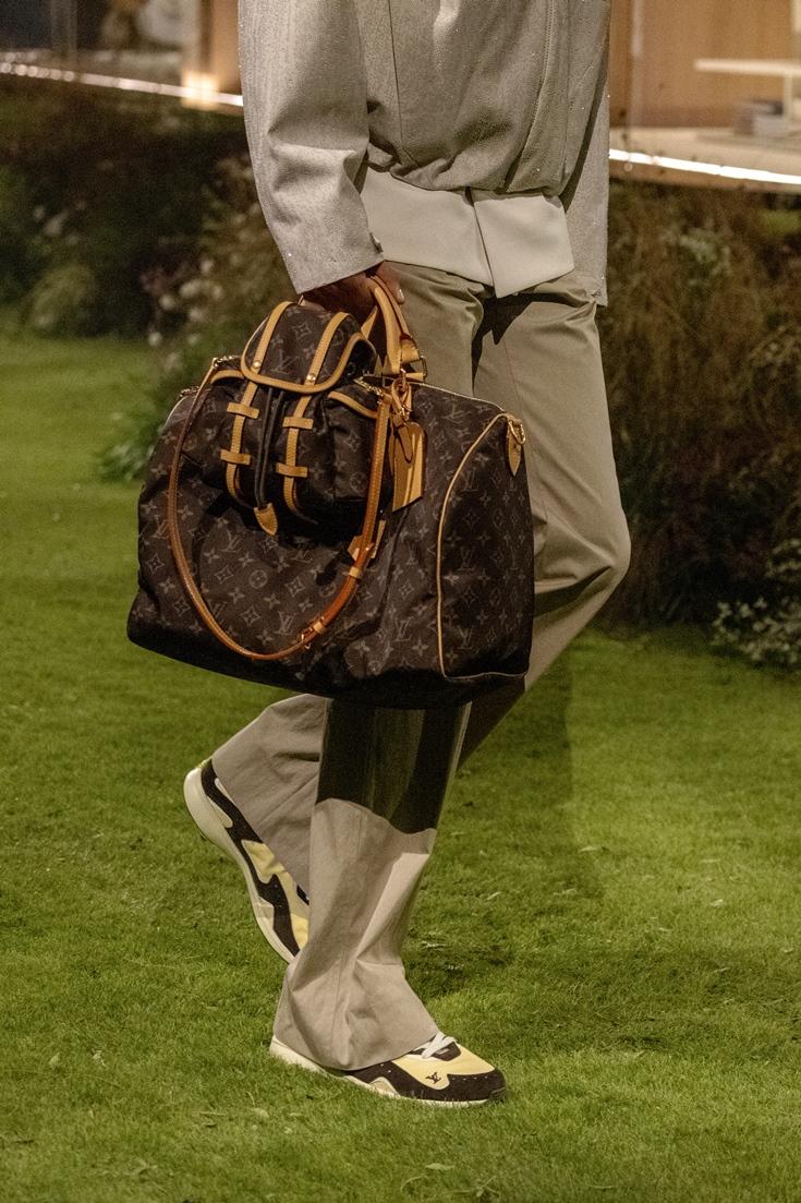 LV Speedy 40 Bandoulière，109,000元。