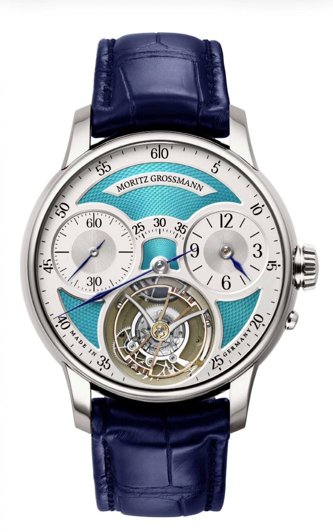 Moritz Grossmann TOURBILLON Guilloche Titan腕錶，鈦金屬錶殼，實心銀質麥粒紋扭索雕刻面盤，搭載103.0型手動上鍊機芯，3分鐘飛行陀飛輪，錶徑44.5mm，動力儲存72小時，約6,300,000元。