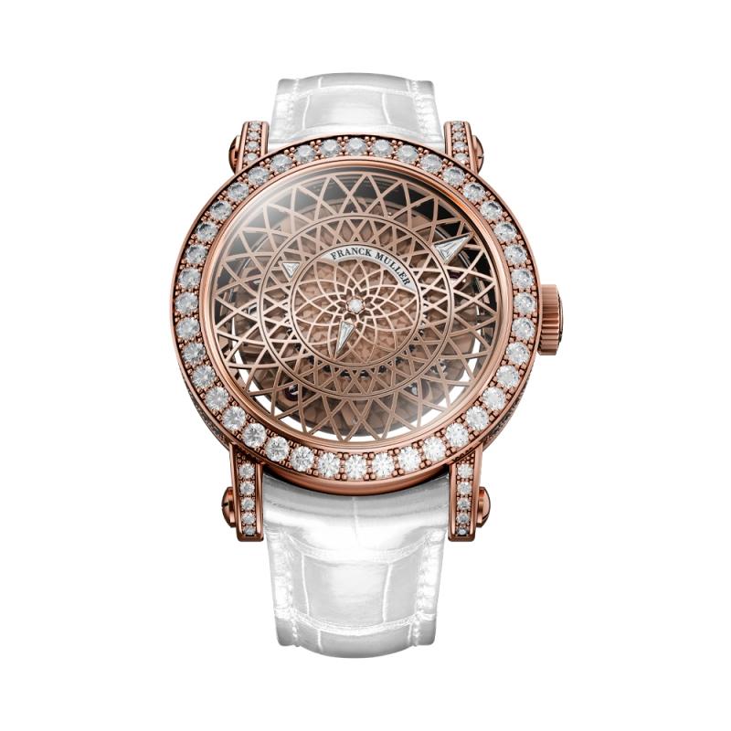 FRANCK MULLER Round Triple Mystery Skeleton腕錶，搭載MVD 2800-TMY雙向自動上鍊機芯，以三枚旋轉圓盤顯示時、分、秒，動力儲存約42小時，機芯由217枚零件組成，鱷魚皮錶帶搭配18K玫瑰金錶扣，2,680,000元。（FRANCK MULLER提供）