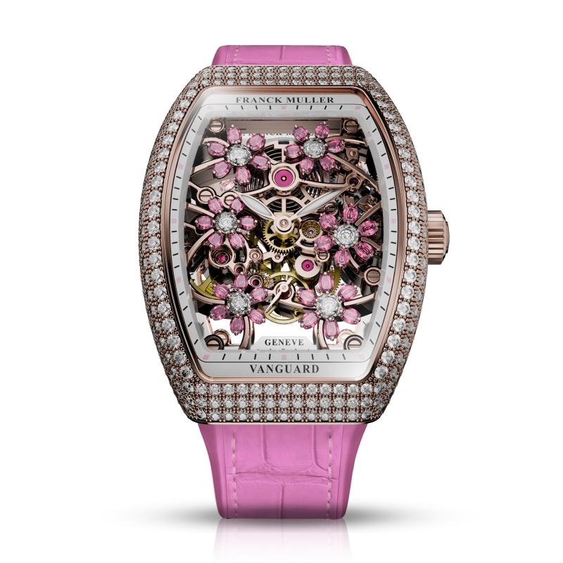 FRANCK MULLER Vanguard Curvex Cut Flower腕錶，搭載MVT FM 1540-VS21手動上鍊自製機芯，鏤空設計、雙發條盒，時、分、小秒顯示，動力儲存4日，花卉造型寶石鑲嵌，鱷魚皮錶帶搭配鍍銠18K玫瑰金錶扣，價格電洽。（FRANCK MULLER提供）