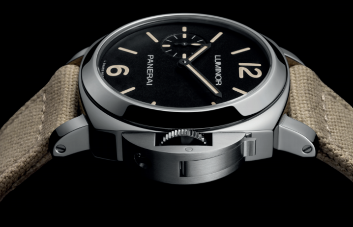 Luminor 42毫米系列腕錶PAM01710，201,000元。