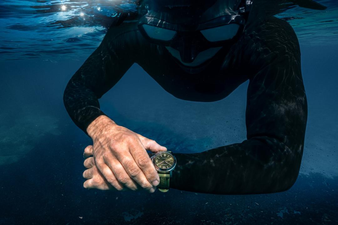 Luminor系列延續沛納海軍用錶的強悍特色，能適用於各種環境。