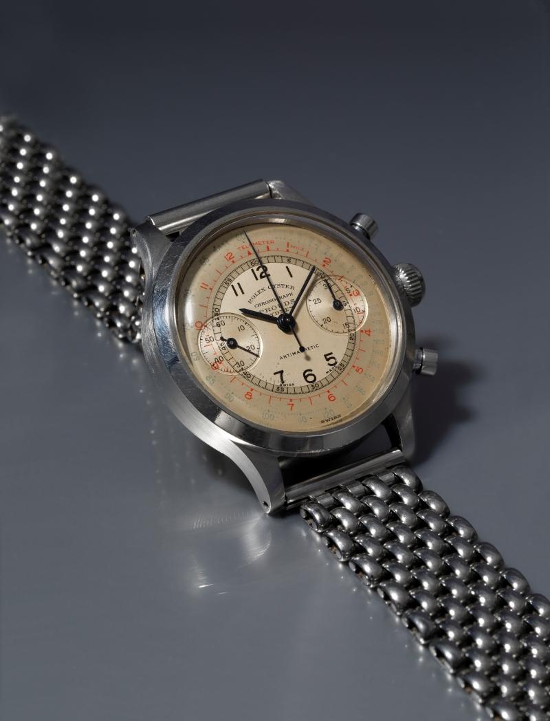 勞力士Ref.3525「Bariletto」精鋼計時腕錶，約1940年製，為品牌首款採Oyster錶殼的計時腕錶，面盤帶有澳洲雪梨零售商Prouds簽名，估價逾25萬瑞郎。（富藝斯提供）
