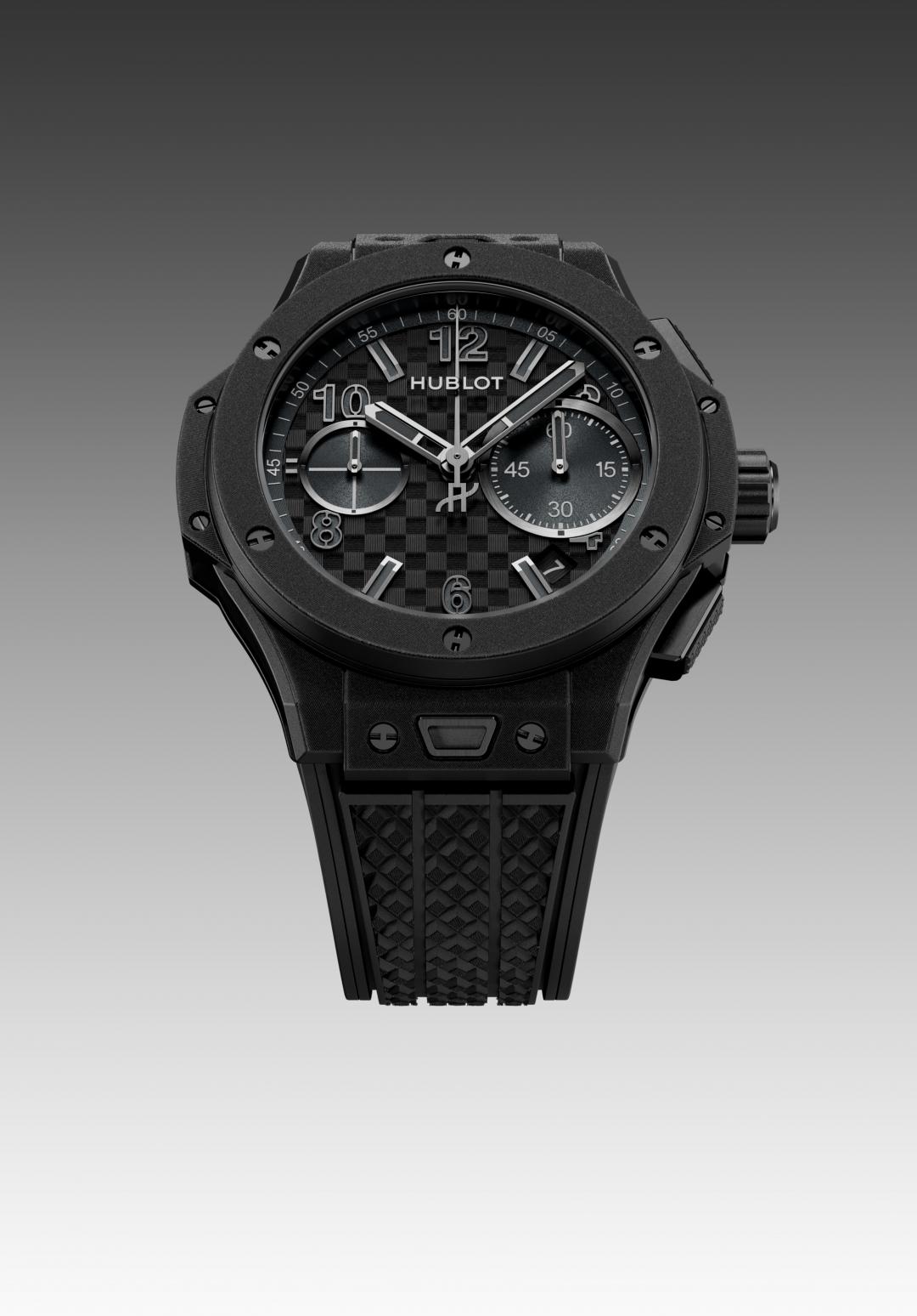 HUBLOT Big Bang Original霧絨鈦金屬計時碼錶Black Tie款，搭載MHUB1280 UNICO自製自動上鍊飛返計時機芯，鈦金屬結合黑色霧絨橡膠複合材質，錶徑43mm，動力儲存約72小時，防水深度100米，738,000元。