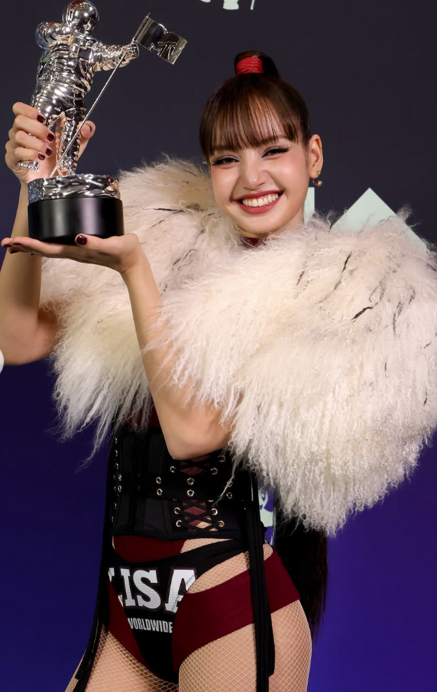 拿下2026 MTV音樂錄影帶大獎Best Pop獎項，相當風光。(翻攝自IG，以下同)