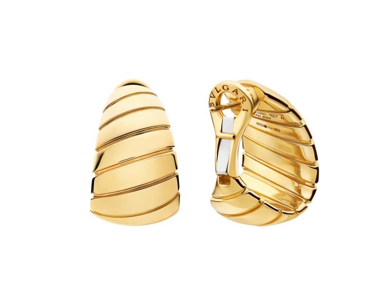 BVLGARI Tubogas系列 黃金耳環。（BVLGARI提供）