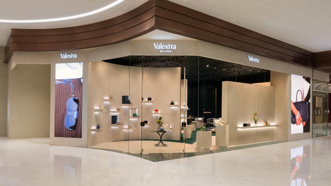 Valextra遠東Garden City店為全台最大旗艦店。