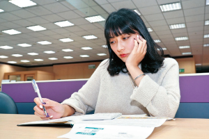 年底購物狂潮 信用卡分期有撇步