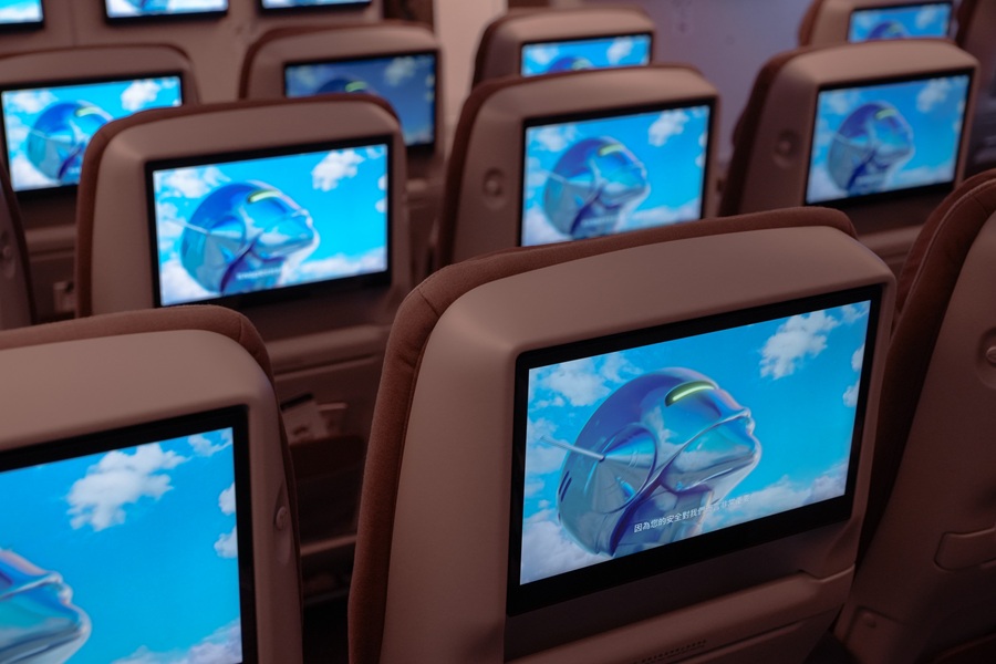 STARLUX AIRSORAYAMA安全影片震撼公開 空山基經典作成主角
