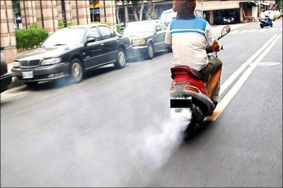肺癌居癌王之位！守護家人健康 你支持加嚴管制老舊汽機車嗎？
