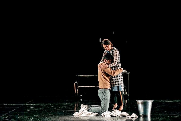 東方一群鬼 易卜生經典東征