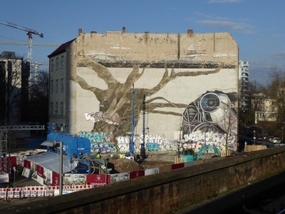 歐洲之心》註定消逝的創作：柏林壁畫藝術背後