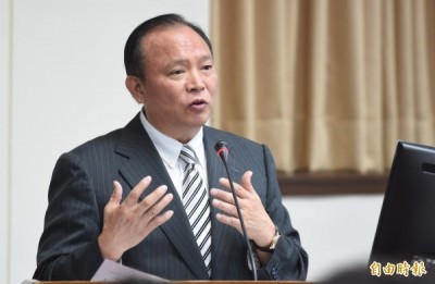 韋恩的食農生活》限制言論救香蕉？我先檢舉農委會主委疑似假新聞看看