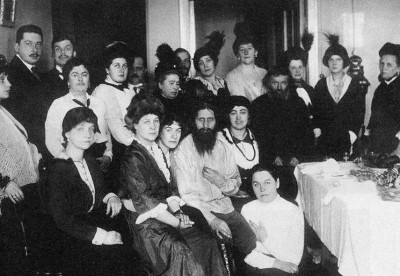 歷史說書人》用神蹟迷惑沙皇、睡遍貴族婦女，搞垮整個俄羅斯大帝國！「神奇妖僧」拉斯普丁