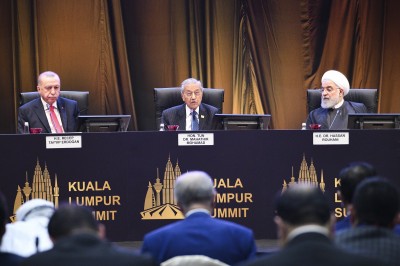 伊朗與西亞世界》抵抗制裁、翻轉世界