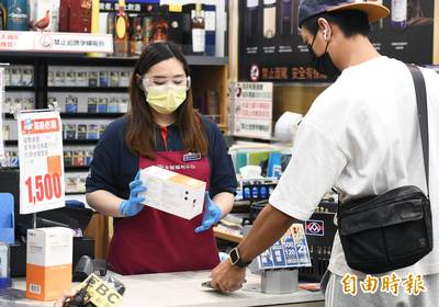 健康醫療網》本土群聚持續擴散！專家：快篩選擇掌握「2時機」「3原則」安心過好年