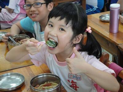 自由開講》政府帶頭違法？罔顧校園學童餐食營養教育！