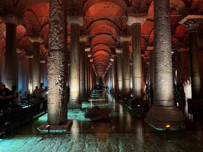 即食歷史》沉睡在地底的羅馬宮殿－拜占庭帝國地下水宮