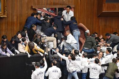 自由開講》大學生對立院亂象的建議：陳述實質見解 發揮公民力量