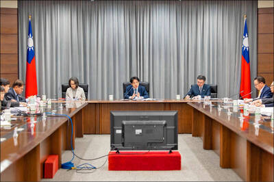 自由開講》反制境外敵對勢力與突圍之道