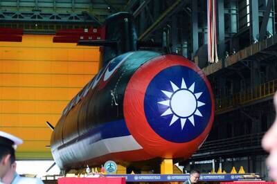 一個律師的筆記本》國造潛艦本身 就是一個超級大標靶