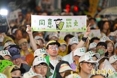 林健正專區》青鳥振翅，世代接力：從民主浪潮看台灣民主新動能