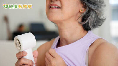 健康醫療網》心悸盜汗、易怒健忘？ 中醫師揭「補腎養心」安然度過更年期轉折期