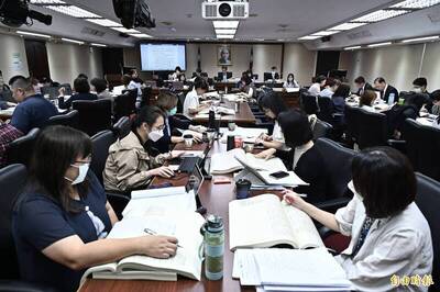 自由開講》托嬰鏡頭下的搖籃 是守護里程碑、還是信任崩塌