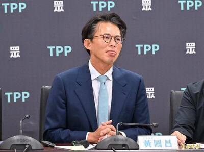 李忠憲的思考》當假面褪落：從政治表演看人生的真實性