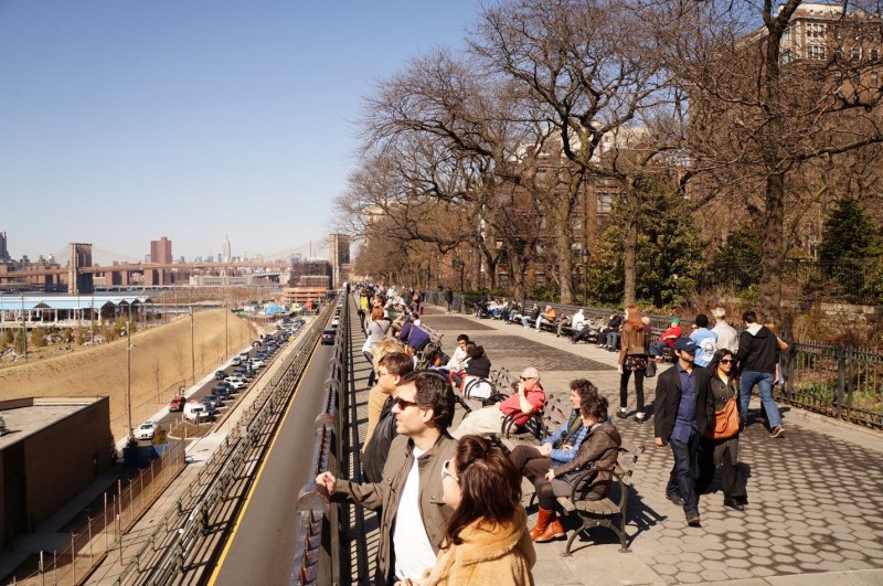 Brooklyn Heights Promenade是紐約不論當地人或觀光客最喜歡的一個景點之一。（圖:作者提供）