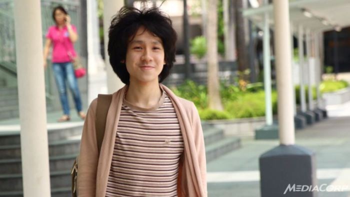 請搜尋「余澎杉（Amos Yee）」，這位少年的處境需要您的關心。